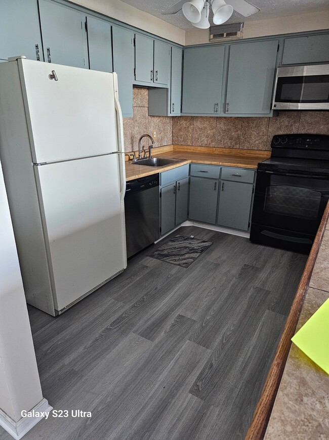 Photo - 11811 Lake Ave Unit 1207