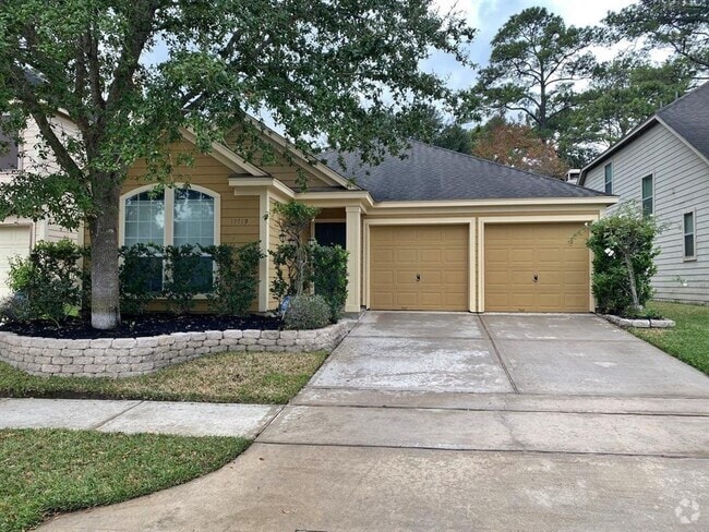Building Photo - 11919 Shallow Oaks Dr Rental