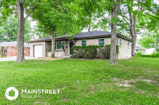 Photo - 2215 Cavalier Dr