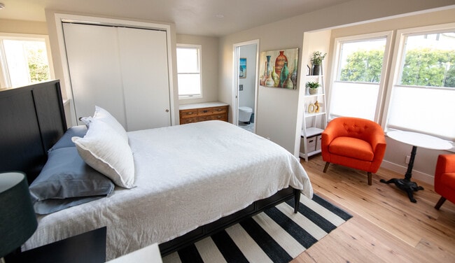 Photo - 1658 Lower Grand Ave