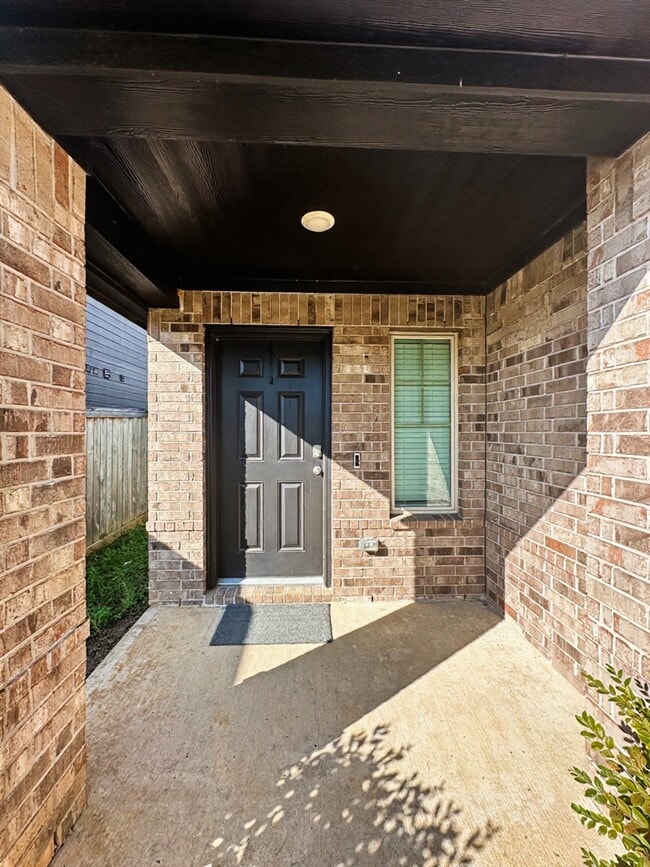 4538 Pinehurst Trce Dr