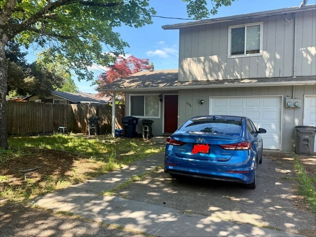 Photo - Nice 2/Bedroom 1-1/2 Bath Duplex In Bethel Area Unidad 2298