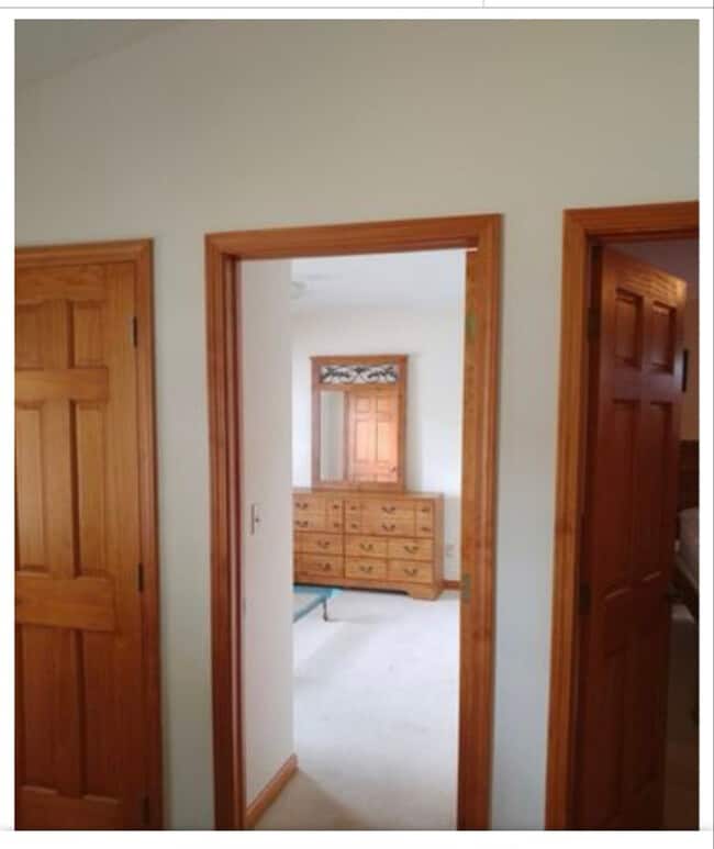 Photo - 185 Gullion Ln