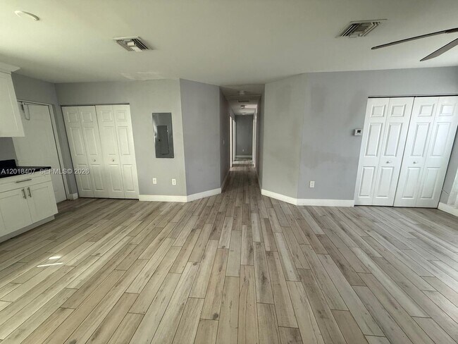 Photo - 4393 Davis Rd
