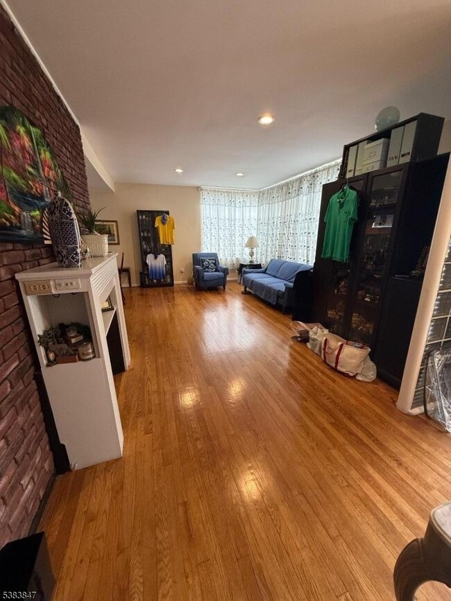 Photo - 916 W Elm St Unit 1