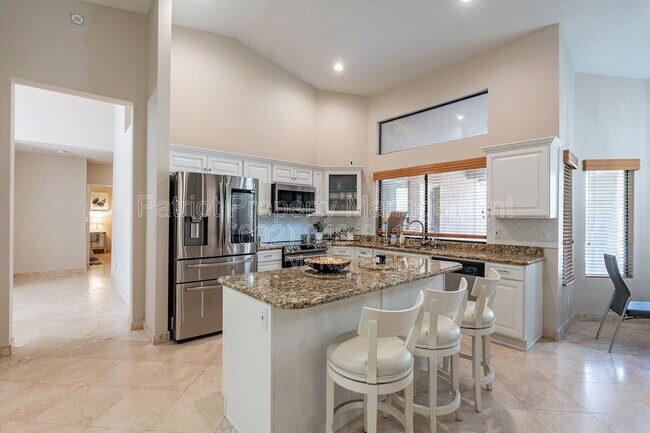 Photo - 9910 E Sutton Dr