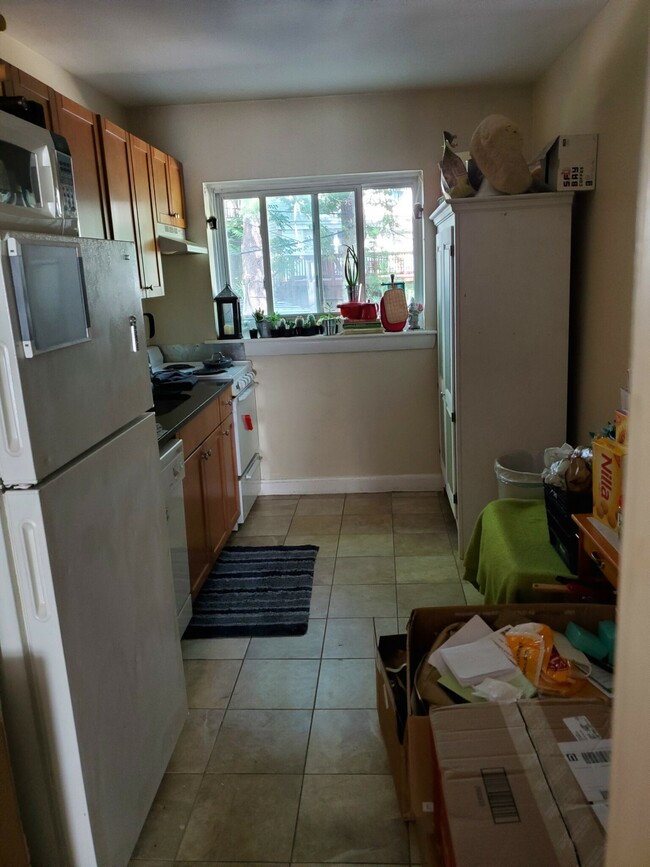 Photo - 67 Chiswick Rd Apartments Unit 4
