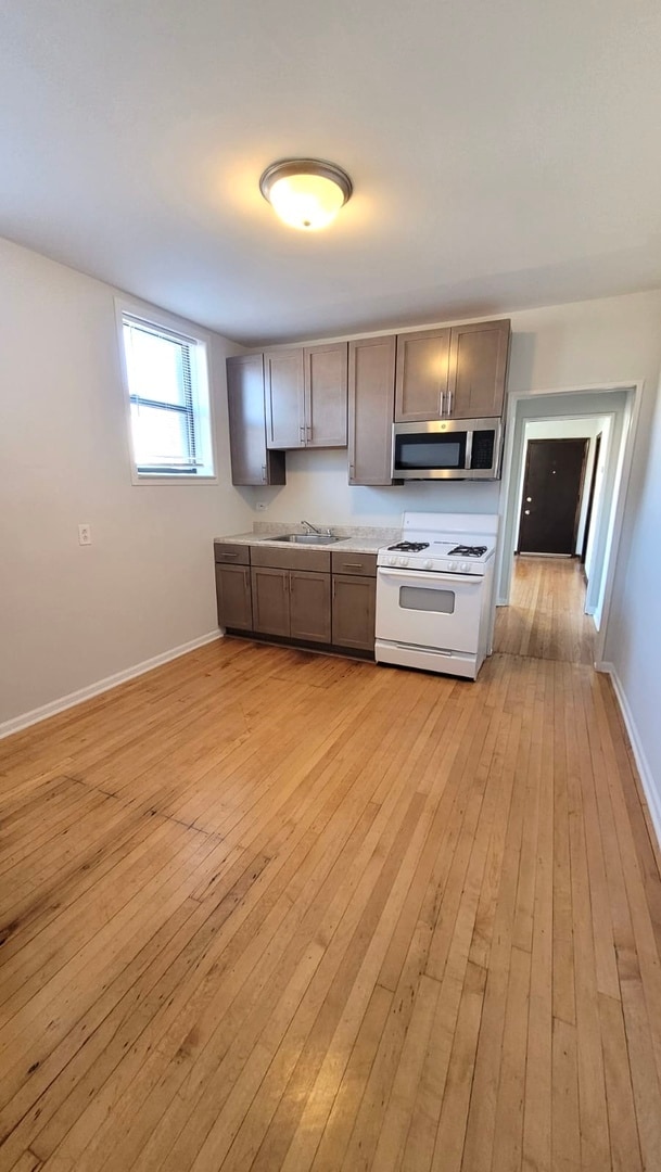 Photo - 4810 W Armitage Ave Unit 1R