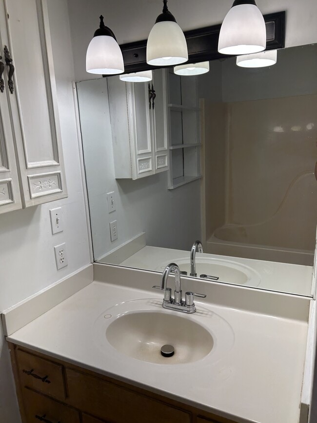 Photo - 202 Morningside Dr
