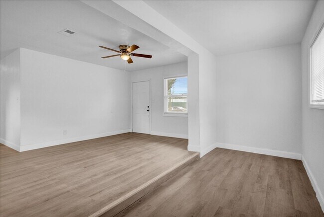 Photo - Gorgeous 3 bed / 1 Bath Home In Tangelo Park