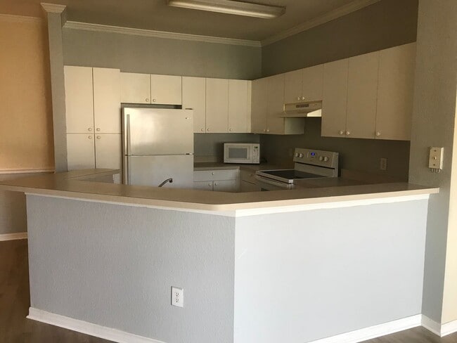 Photo - 3751CR#2333(100) Unit 2333