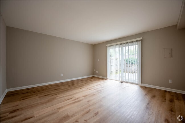 2BR, 1.5BA - 1,000SF - Living Room - The Riverside Apartment Homes