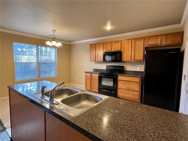 Photo - 2153 Skyler Dr