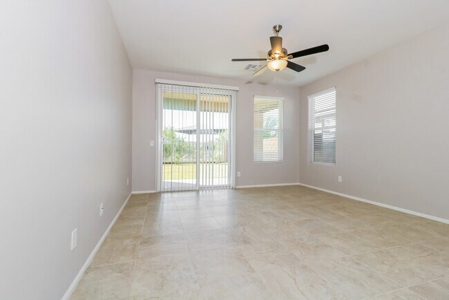 Photo - 10425 W Pima St