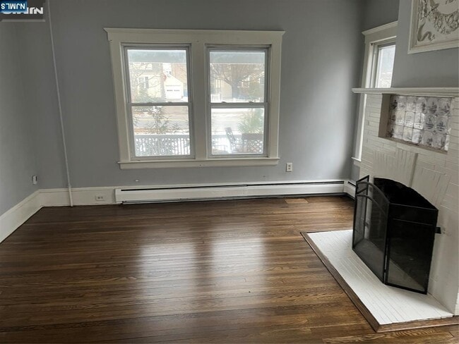 Photo - 206 Godwin Ave