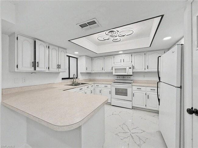 Photo - 2101 Hibiscus Rd