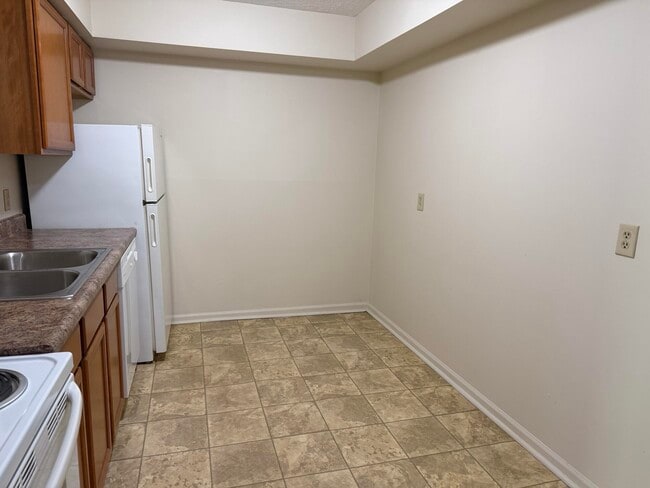 Photo - 329 Churchill Dr Unit 3