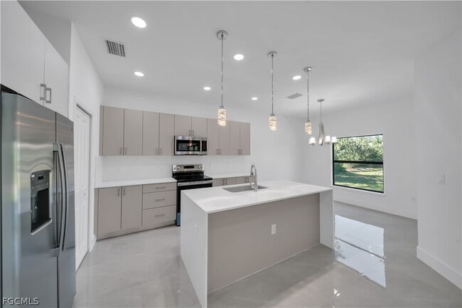 Photo - 1904 East 11th Street