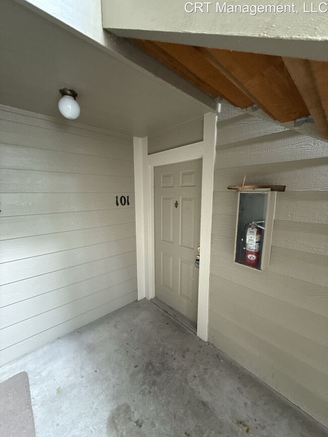 Building Photo - Spacious 1 Bed, 1 Bath Condo – Prime Lowry...