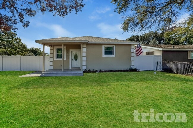 Building Photo - 9021 Riverview Dr