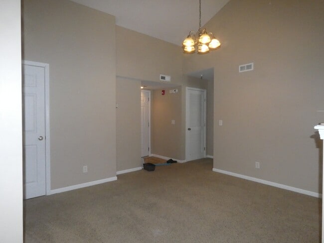 Photo - 5501 NE 80th Terrace