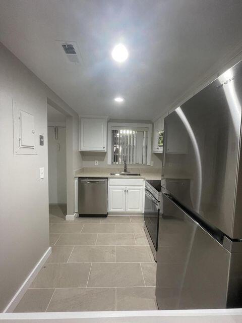 Photo - 1638 Embassy Dr Unidad 102