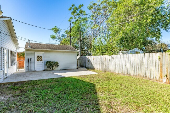 114 Tarpon Ave