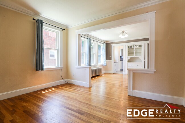 Photo - 71 Colborne Rd