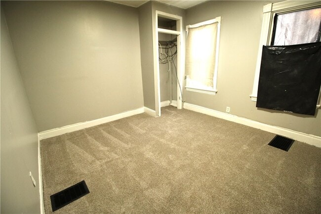 Photo - 101 Superior St