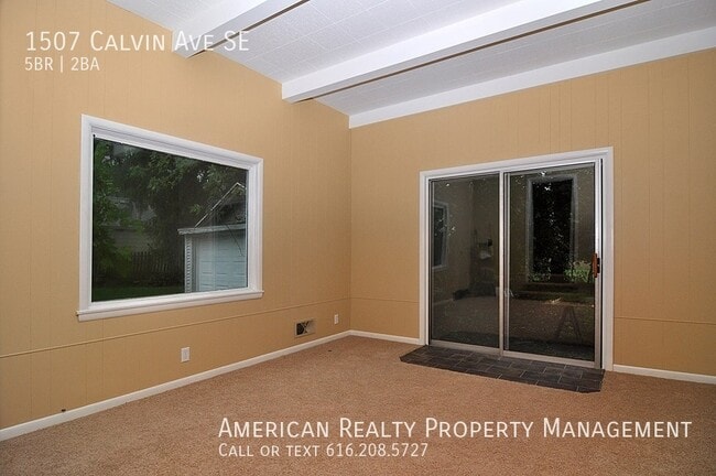 Photo - 1507 Calvin Ave SE