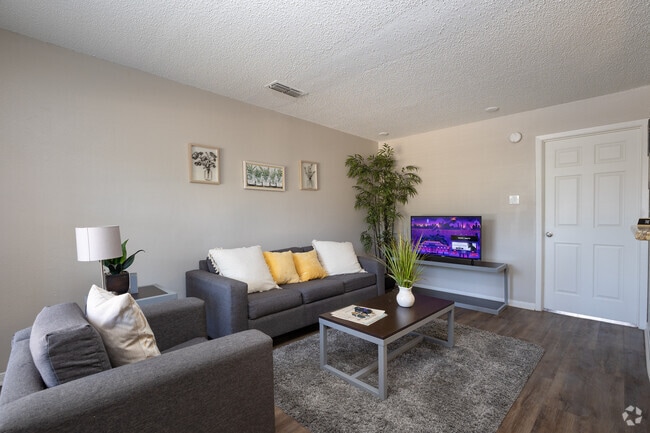 1x1 - Living room - Hullabaloo