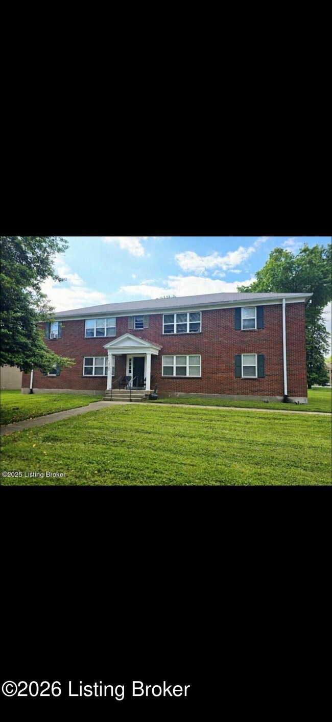 Building Photo - 4225 Norbourne Blvd Unit 2