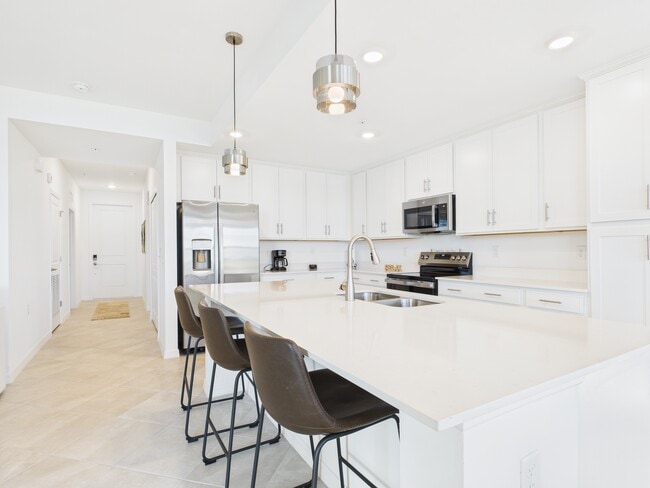 Building Photo - 5555 Double Eagle Cir Unit Double Eagle 3916