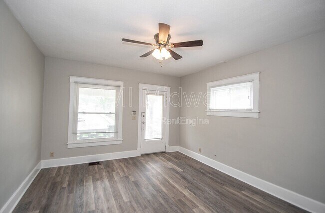 Photo - 1541 E Ohio St