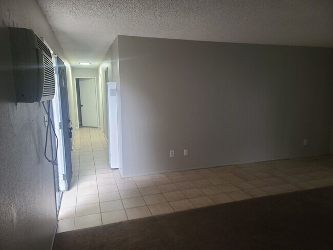 1079 Patterson Ave Unidad A