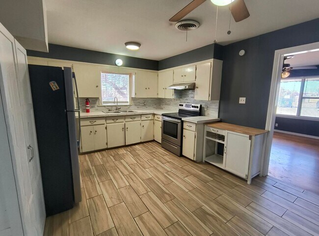 Photo - Cute 3-Bedroom Home in Sterling City AVAILABLE SOON!