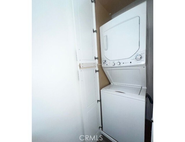 Photo - 10018 Foster Rd