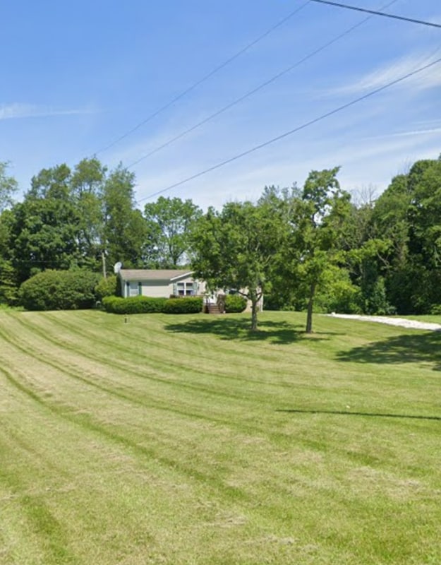 Photo - 325 Bewley Rd