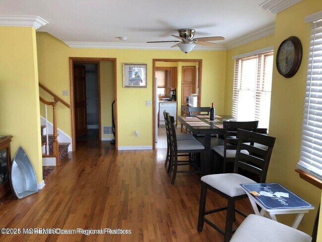 Photo - 115 15th Ave