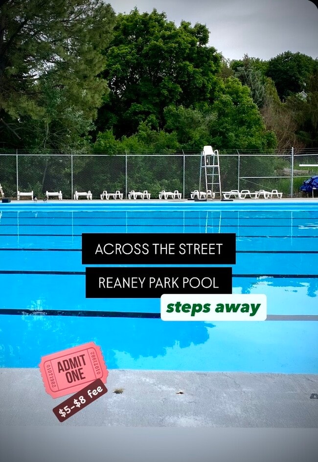 Building Photo - REANEY PARK APTS