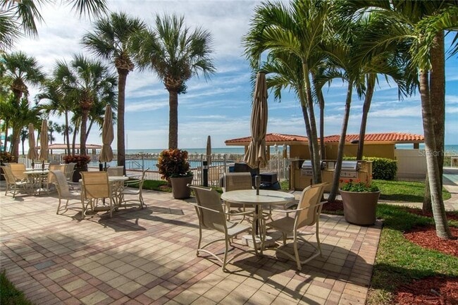 Grill by the Pool - 880 Mandalay Ave Unit S403