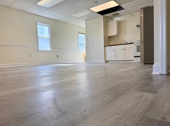 19 Central St Unit B