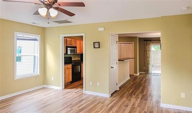 Photo - 1 Dogwood Ln