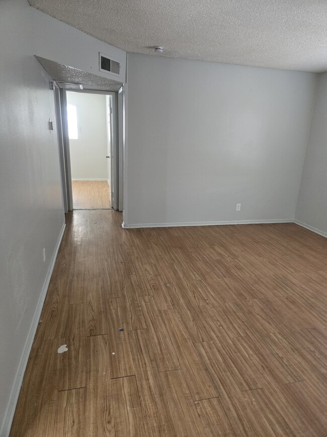 705 Morgan Ave Unit 1