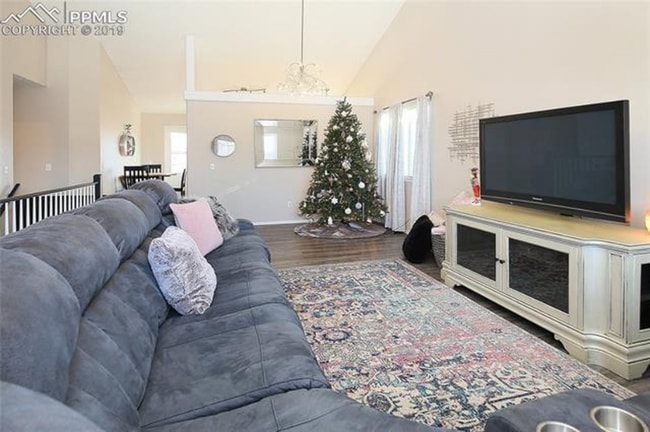 Photo - 2220 Lisa Dr