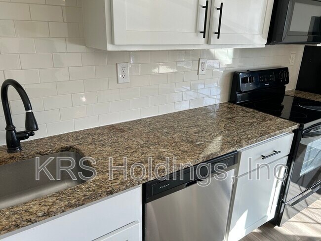 Photo - 963 W Ocean View Ave Unit 1