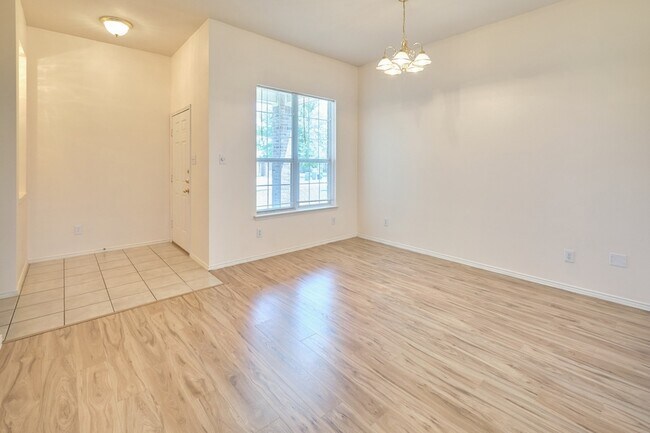 501 Harvard Dr
