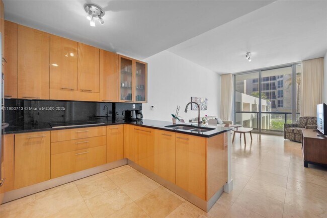 Photo - 6799 Collins Ave Unidad 109