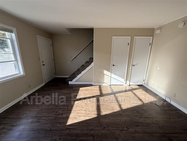 Photo - 1404 Bloomingdale Rd Unidad B7