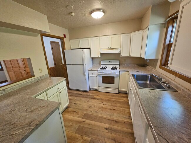 Photo - 531 Lakeshore Ct Casa Adosada